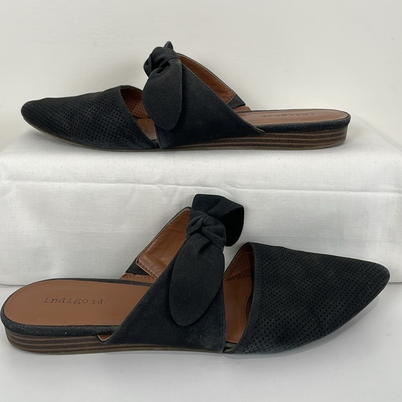Indigo Black Mules with Bow Detail - Picture 5 of 7